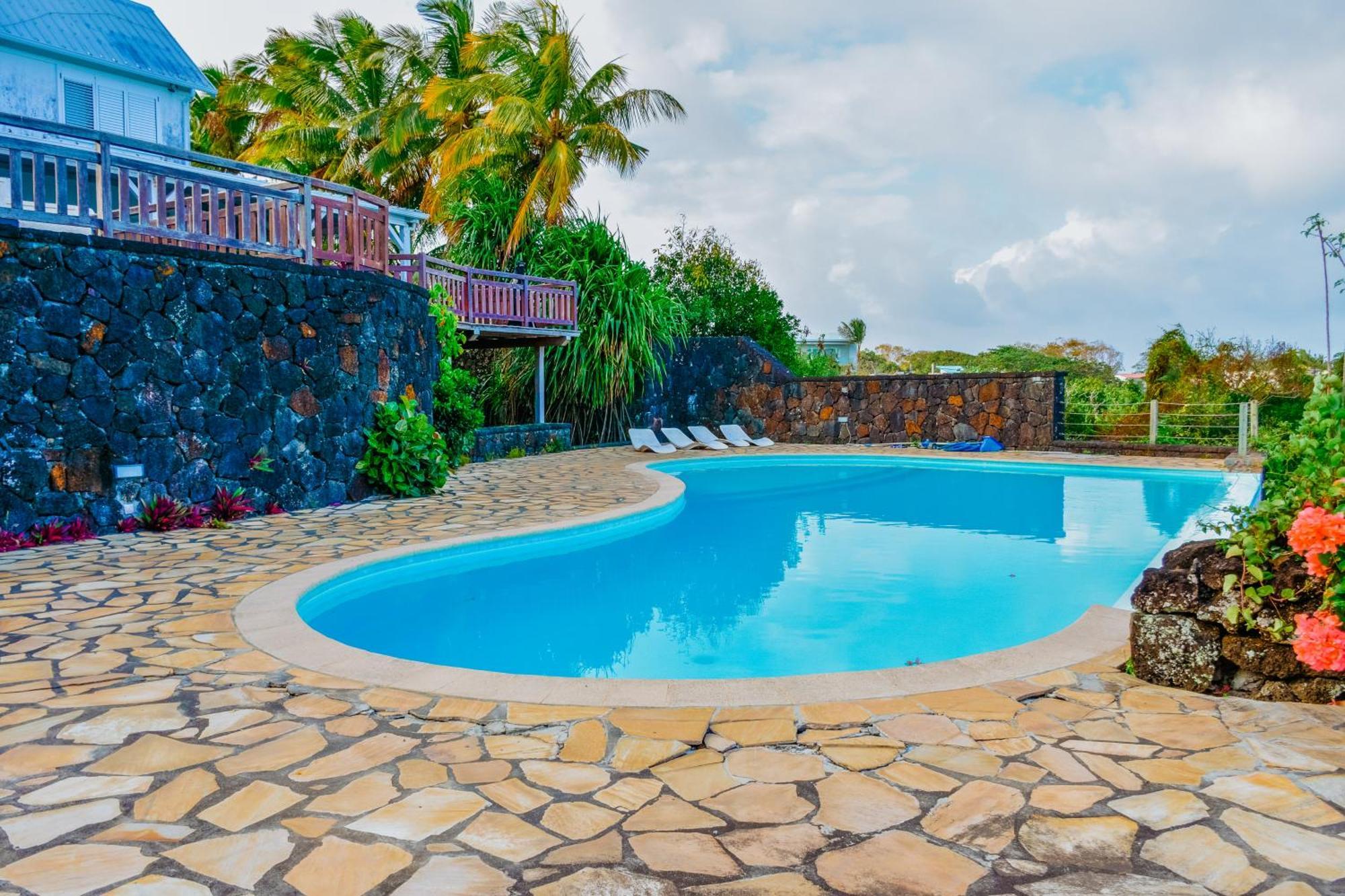 Boutique Villa On The Rocks With Stunning Sea Views, Infinity Pool & Private Sea Trou d'Eau Douce Eksteriør billede