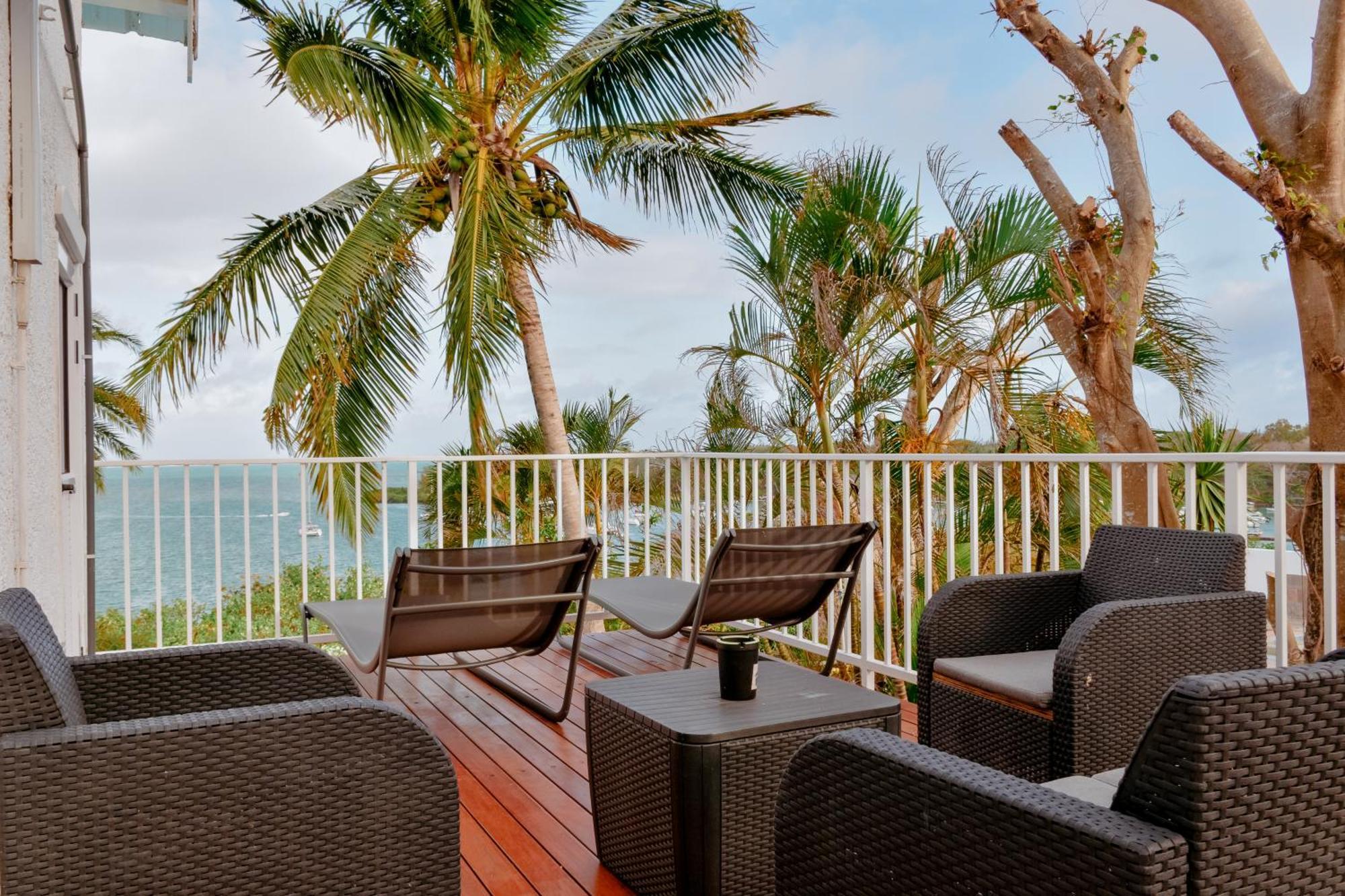 Boutique Villa On The Rocks With Stunning Sea Views, Infinity Pool & Private Sea Trou d'Eau Douce Eksteriør billede
