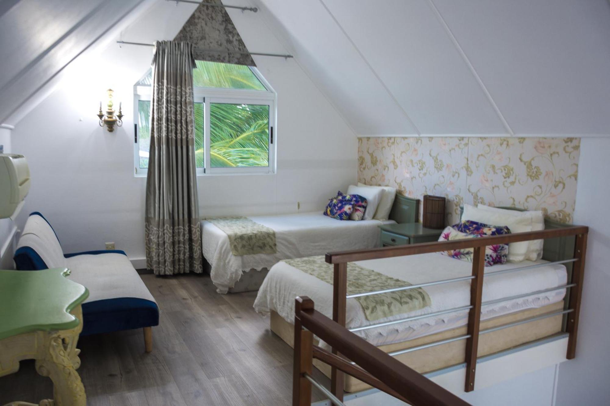 Boutique Villa On The Rocks With Stunning Sea Views, Infinity Pool & Private Sea Trou d'Eau Douce Eksteriør billede