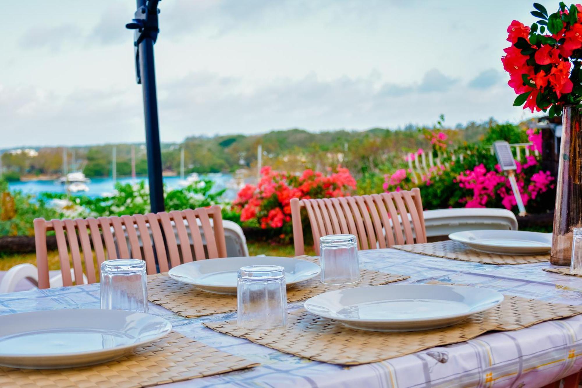 Boutique Villa On The Rocks With Stunning Sea Views, Infinity Pool & Private Sea Trou d'Eau Douce Eksteriør billede